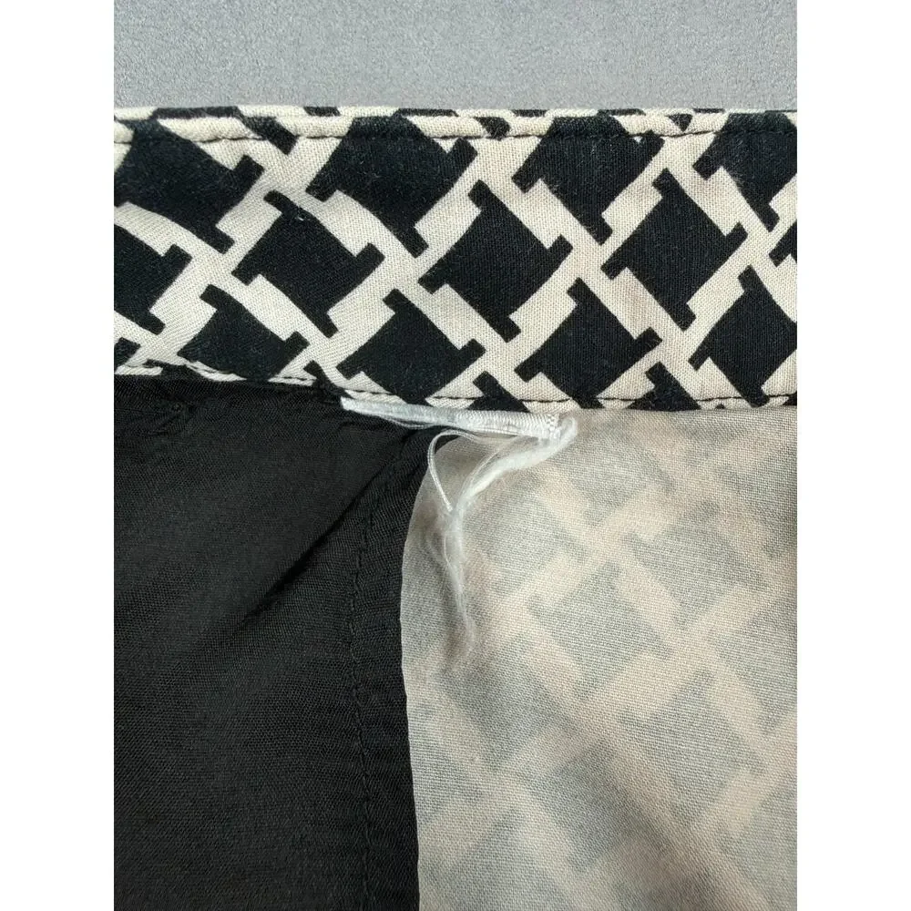 MICHAEL Michael Kors Skinny Size 6 Black Wt Geometric Stretch Career Ankle Pants